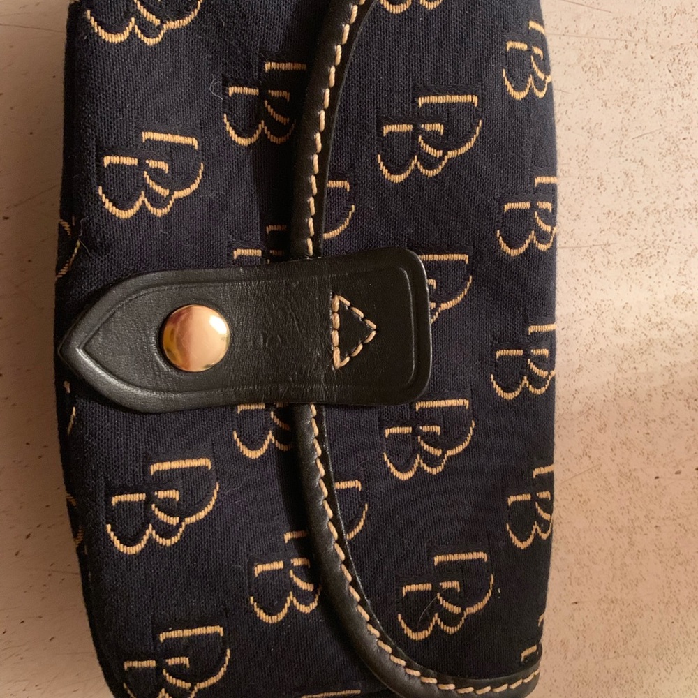 Dooney and Bourne Wristlet